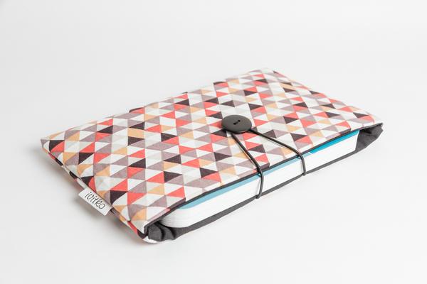 Obal na knihu XS - triangles tehlový