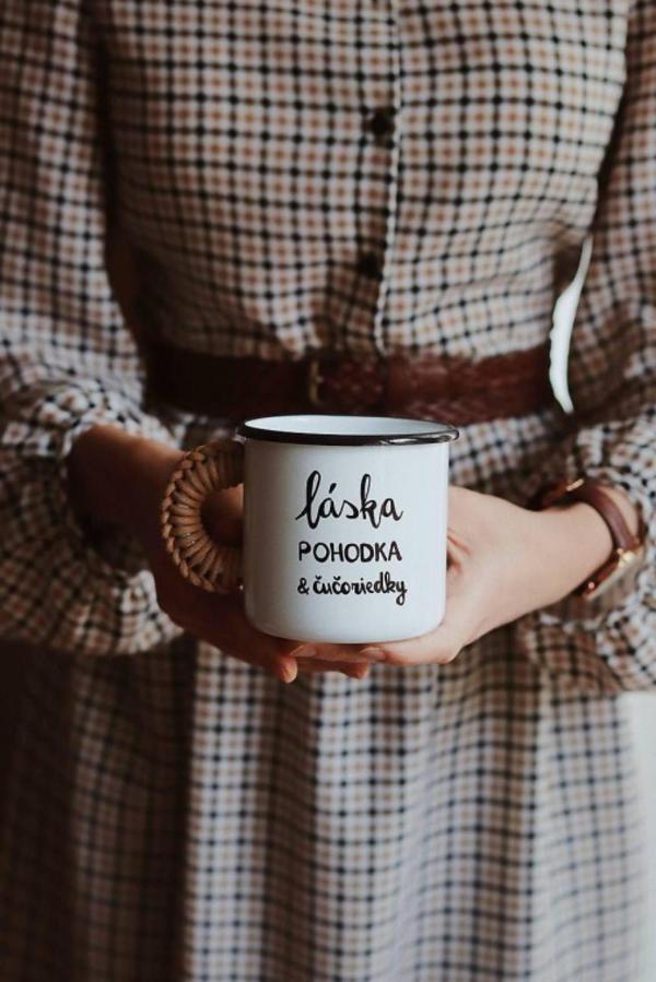 Smaltovaný hrnček - Láska, pohoda, čučoriedky