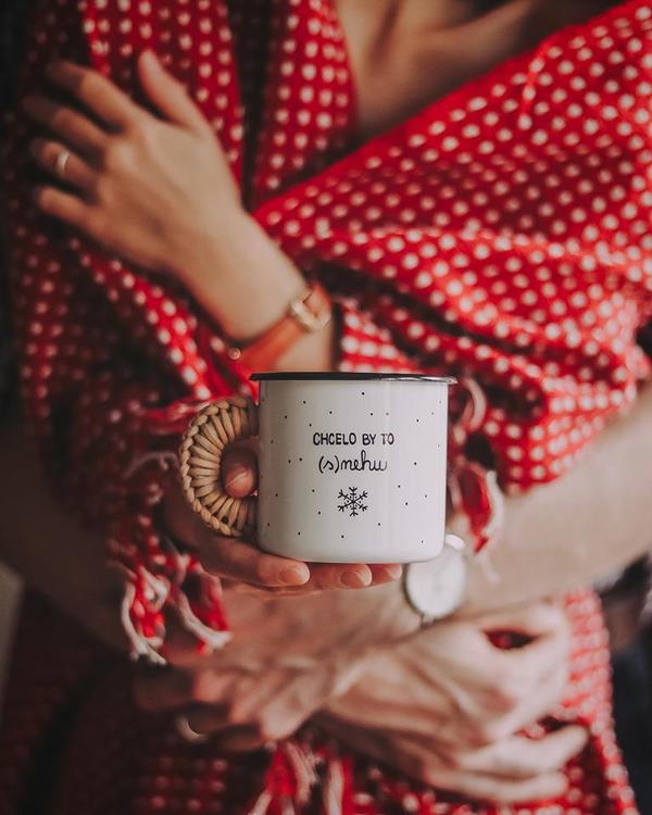 Smaltovaný hrnček - Chcelo by to (s)nehu