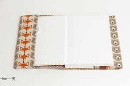 Obal na knihu otvárací - medvede a líšky thumb