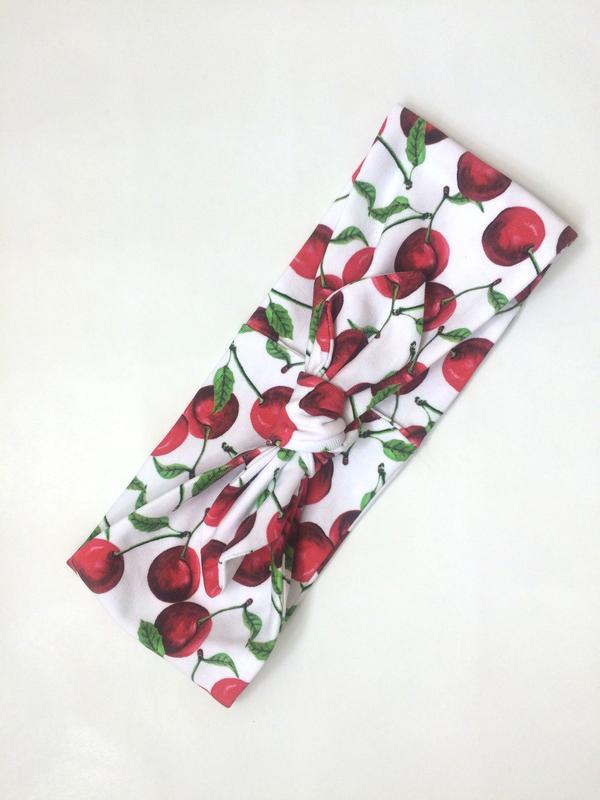 Úpletová čelenka - čerešne