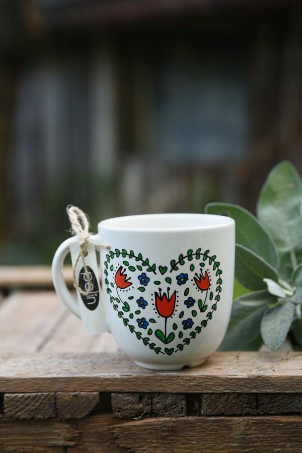 Hrnček kvetinové srdce