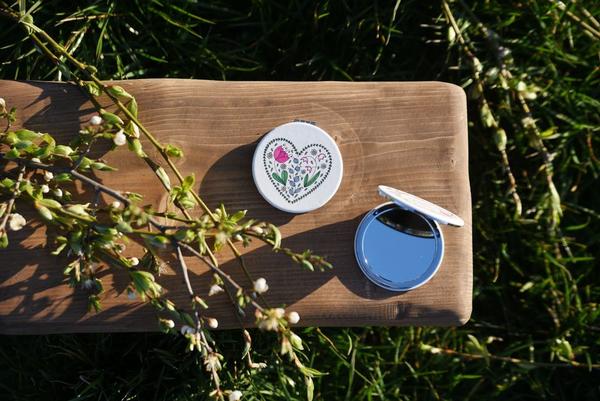 Zrkadlo zatváracie - Kvetinové srdce