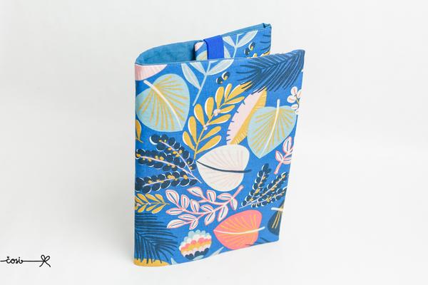 Obal na knihu otvárací - listy na modrom