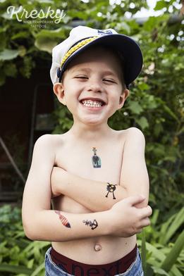 Kresky, dočasné tetovačky - Pirátske thumb