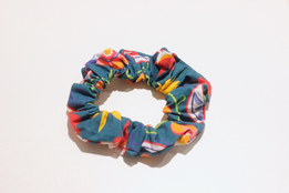 Vajnorské scrunchie thumb