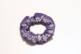 Vajnorské scrunchie thumb