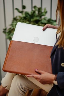 Kožené puzdro na notebook Whiskey Aroma horčicové 13