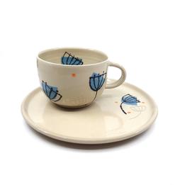 Šálka s kvetmi thumb