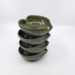 Miska srdce fľaškovozelená thumb