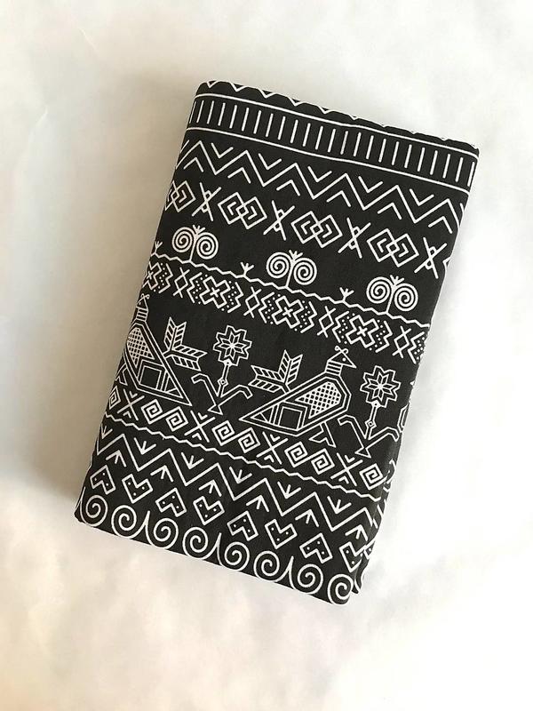 Obal na knihu otvárací - Čičmany čierny väčší