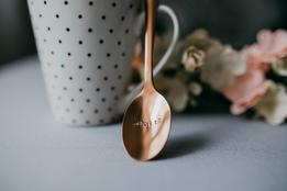 Medená čajová lyžička - miluji Te thumb