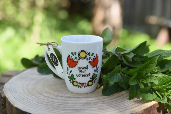 Hrnček - skvelá pani učiteľka žlté kvety