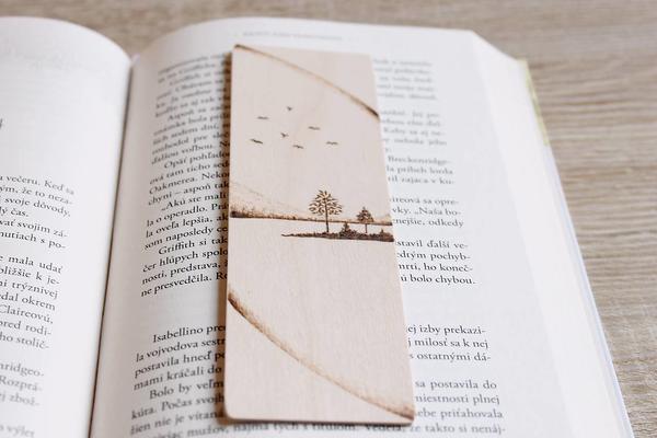 Drevená záložka - v lone prírody