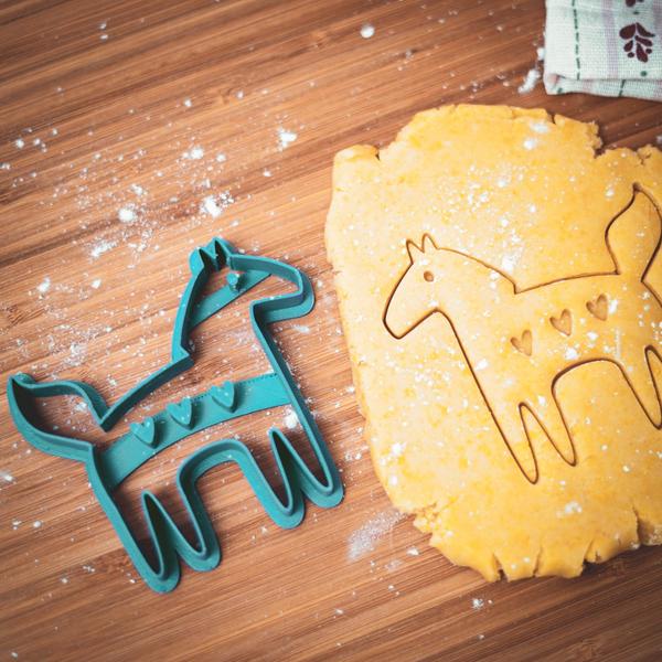 Vykrajovačka Kôň (s razením)