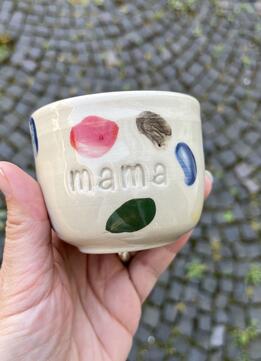 Keramická šálka Mama/Tata - strakatá thumb