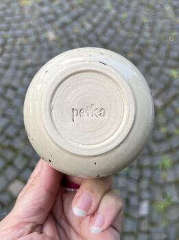 Keramická šálka Mama/Tata - farebné srdiečka thumb