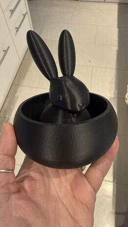 3D črepník Zajko v tráve thumb